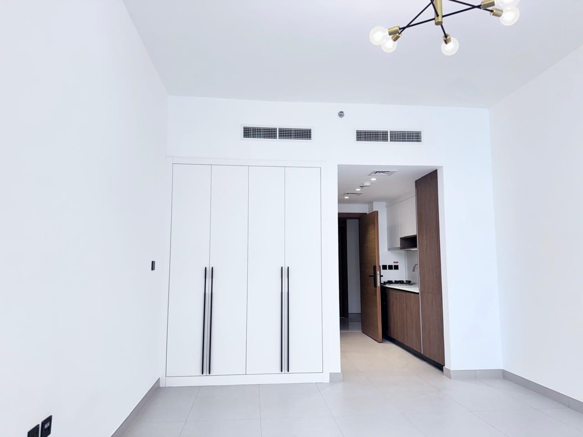 NEUF | ACCÈS DIRECT À LA PISCINE | NON MEUBLÉ Appartement Dubai