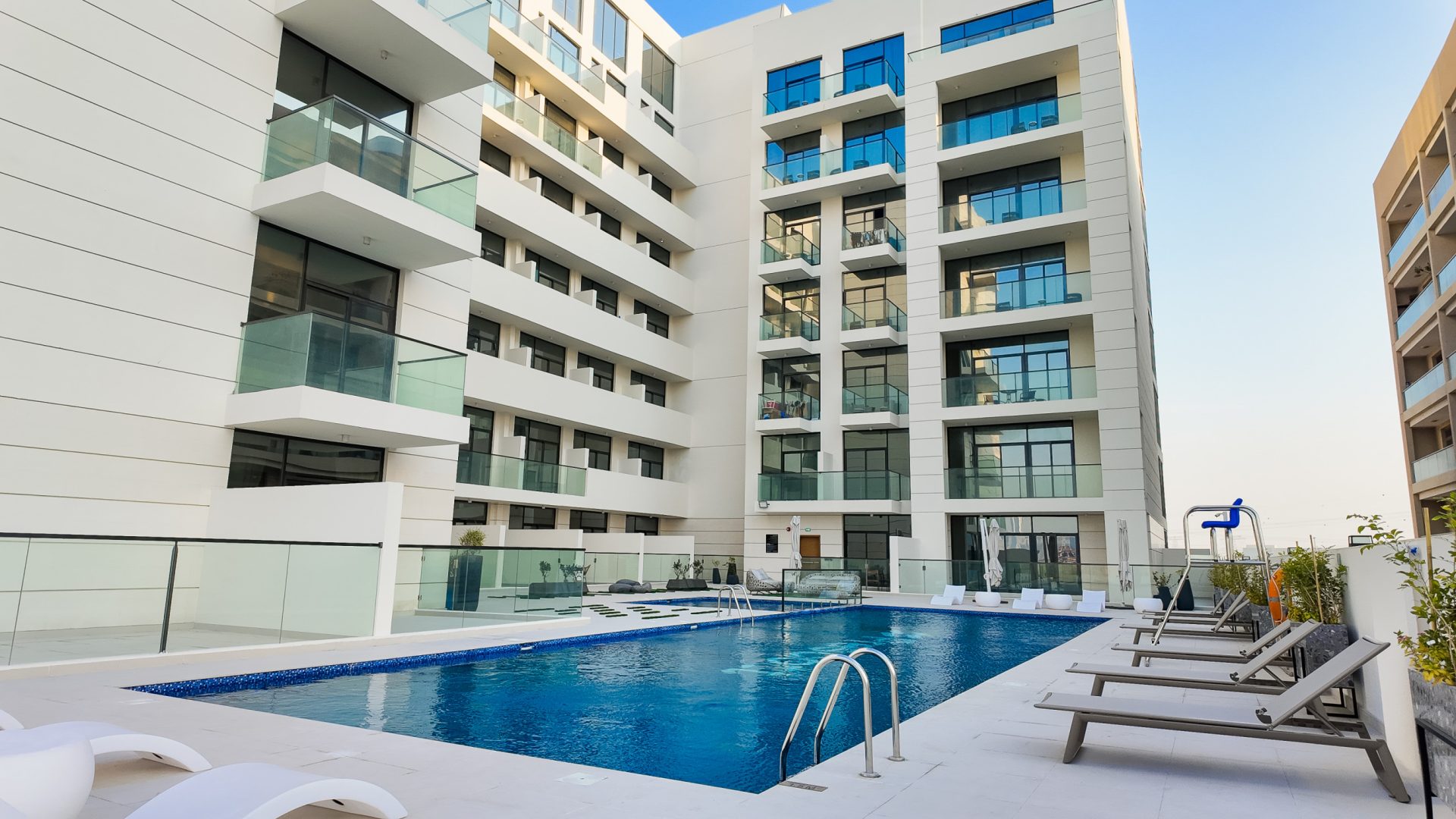 NEUF | ACCÈS DIRECT À LA PISCINE | NON MEUBLÉ Appartement Dubai