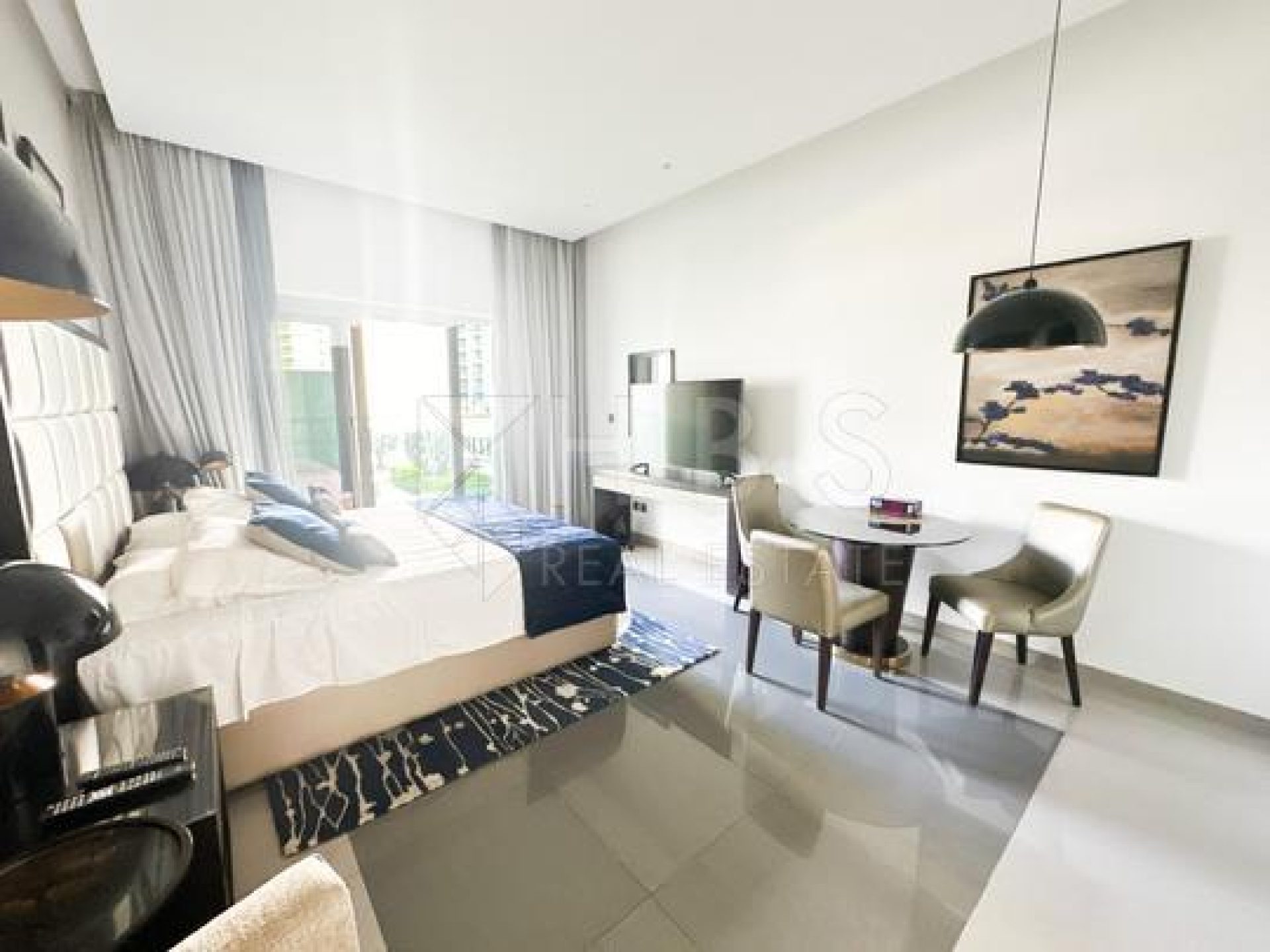 VUE IMPRENABLE SUR LA PISCINE | EMPLACEMENT IDÉAL | VIE DE LUXE Appartement Dubai