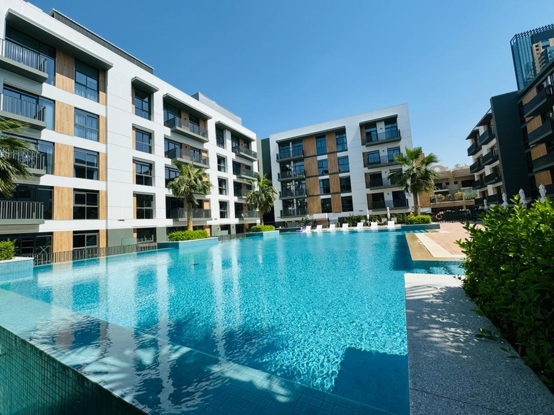 MODERNE ET ÉLÉGANT | 1 CHAMBRE | MEUBLÉ Appartement Dubai