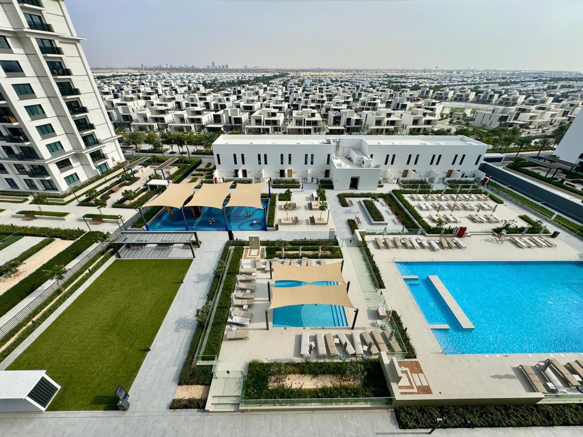 124464-whatsapp-image-2026-03-18-at-121539-pm NEUF | AGENCEMENT MODERNE | VUE VILLA Appartement