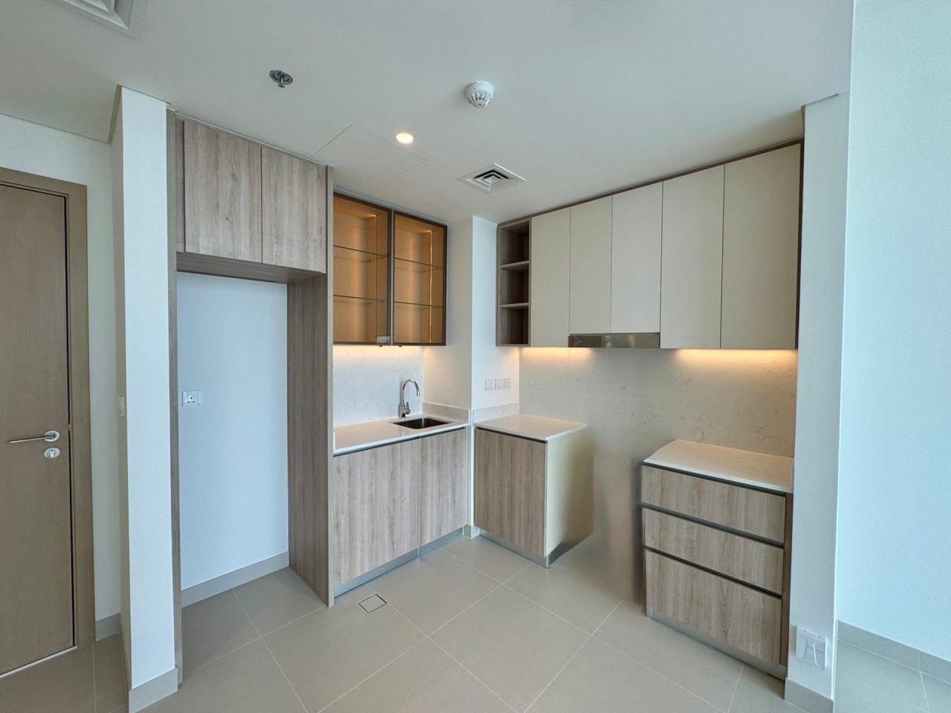 124467-whatsapp-image-2026-03-18-at-121541-pm-1 NEUF | AGENCEMENT MODERNE | VUE VILLA Appartement