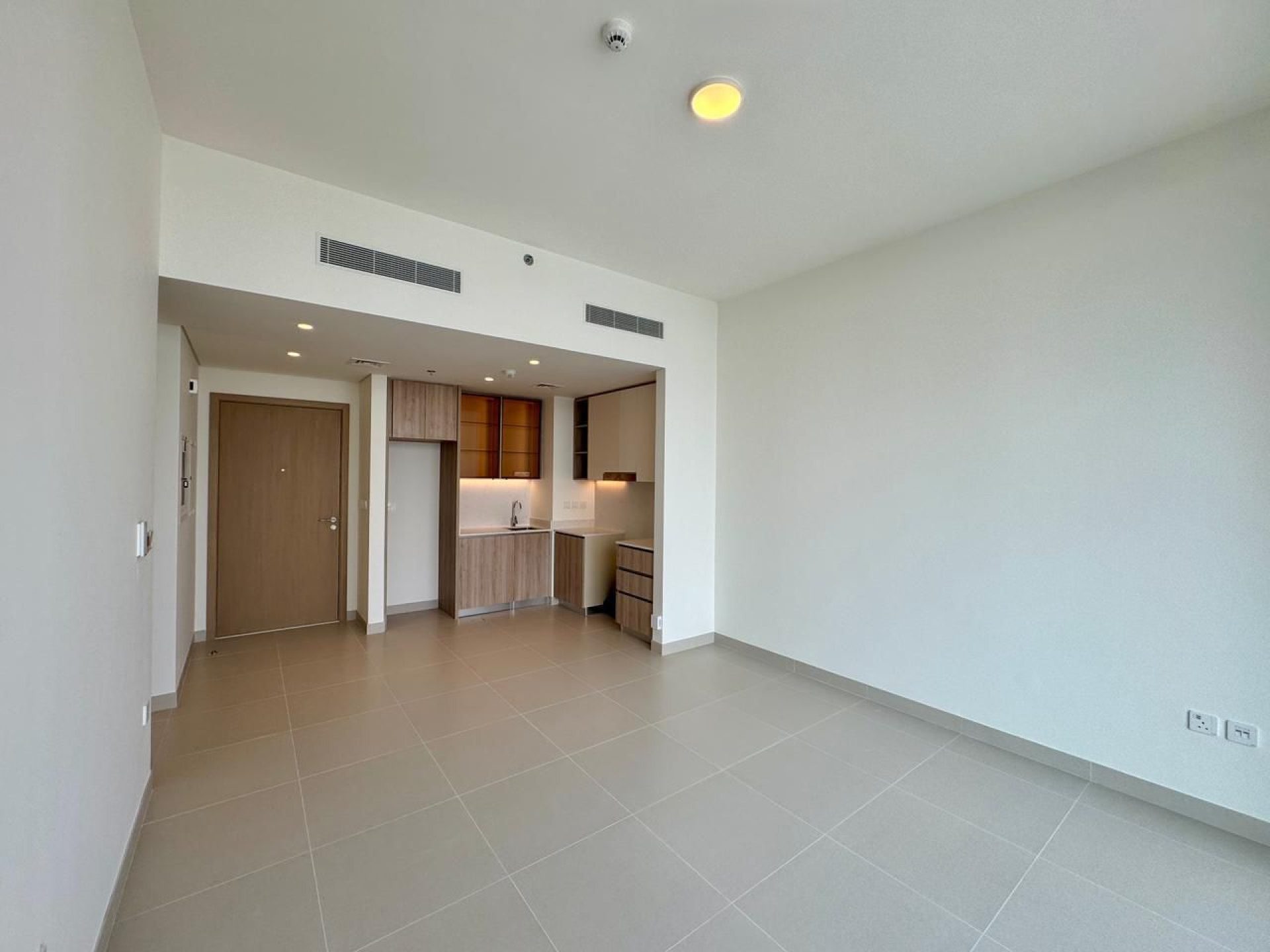 124471-whatsapp-image-2026-03-18-at-121544-pm NEUF | AGENCEMENT MODERNE | VUE VILLA Appartement