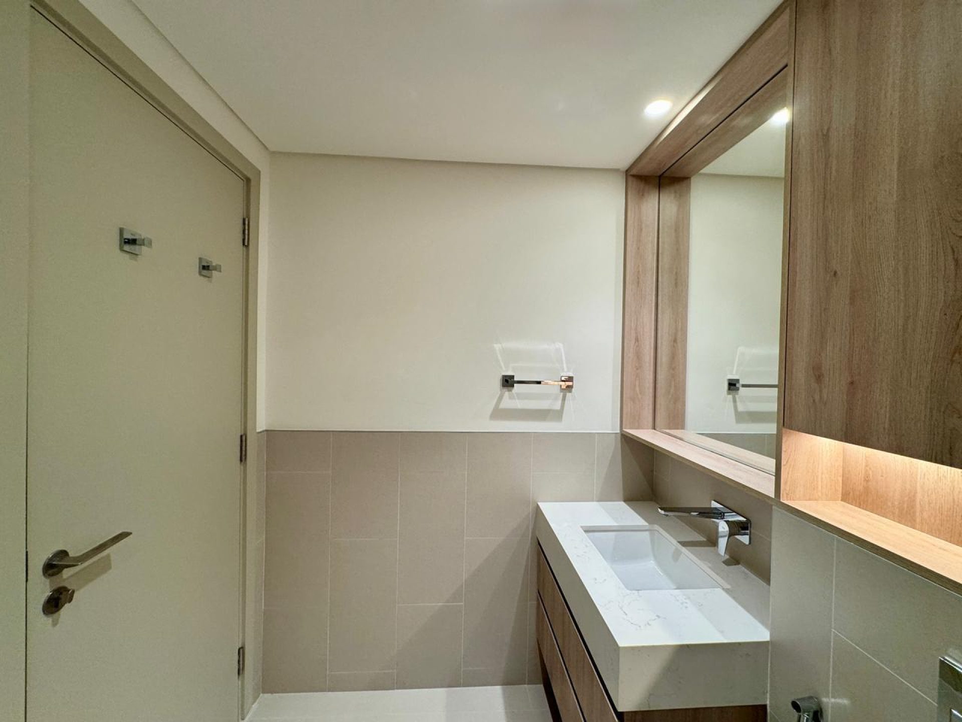 124475-whatsapp-image-2026-03-18-at-121549-pm NEUF | AGENCEMENT MODERNE | VUE VILLA Appartement