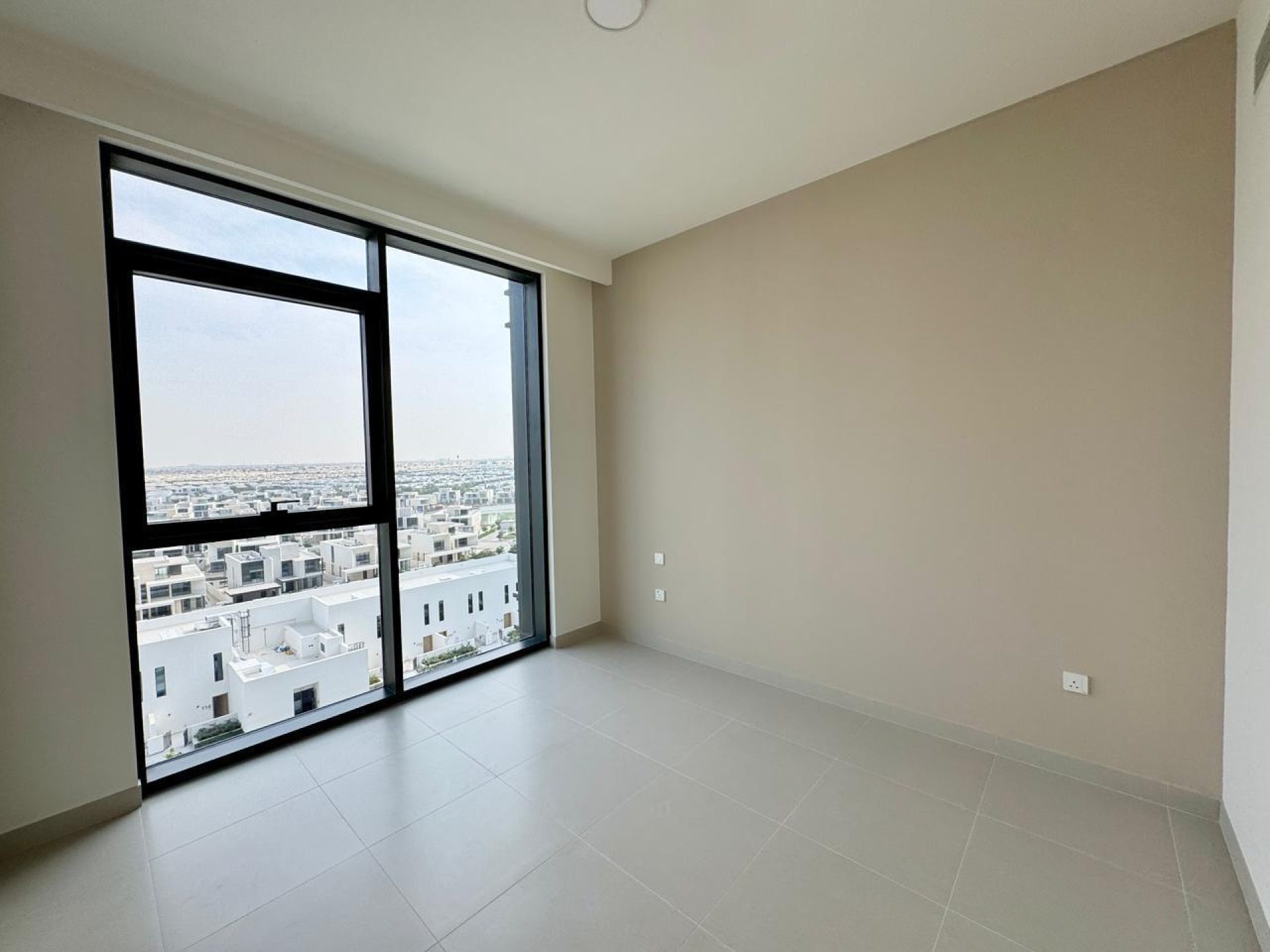 124479-whatsapp-image-2026-03-18-at-121552-pm NEUF | AGENCEMENT MODERNE | VUE VILLA Appartement