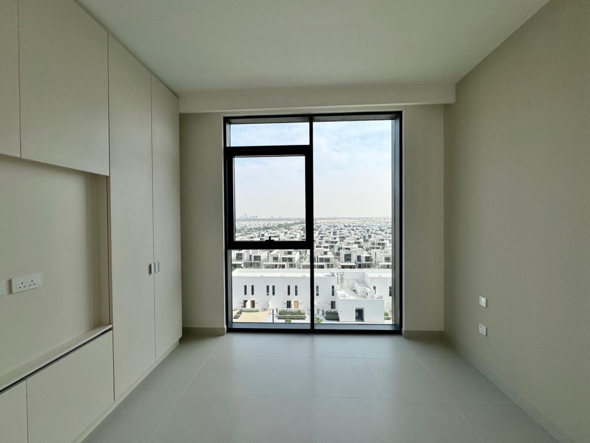 124491-whatsapp-image-2026-03-18-at-121555-pm NEUF | AGENCEMENT MODERNE | VUE VILLA Appartement