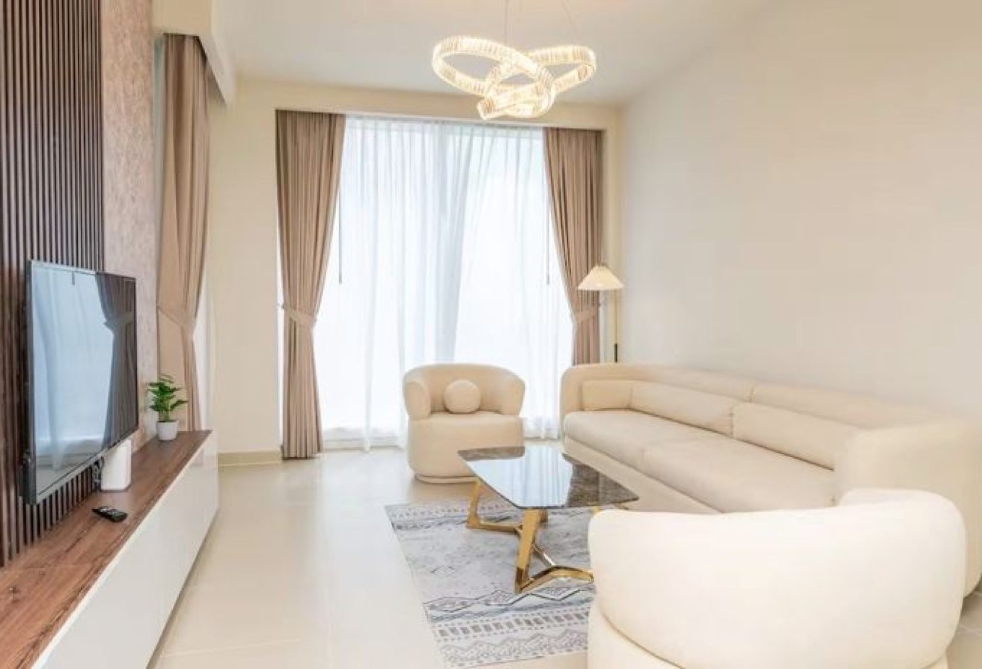 127368-8e677c19-b70f-4fd0-84ae-3abb12917f53 VIE EN BORD DE MER | 1 CHAMBRE EN ÉTAGE ÉLEVÉ | ENTIÈREMENT MEUBLÉ Appartement