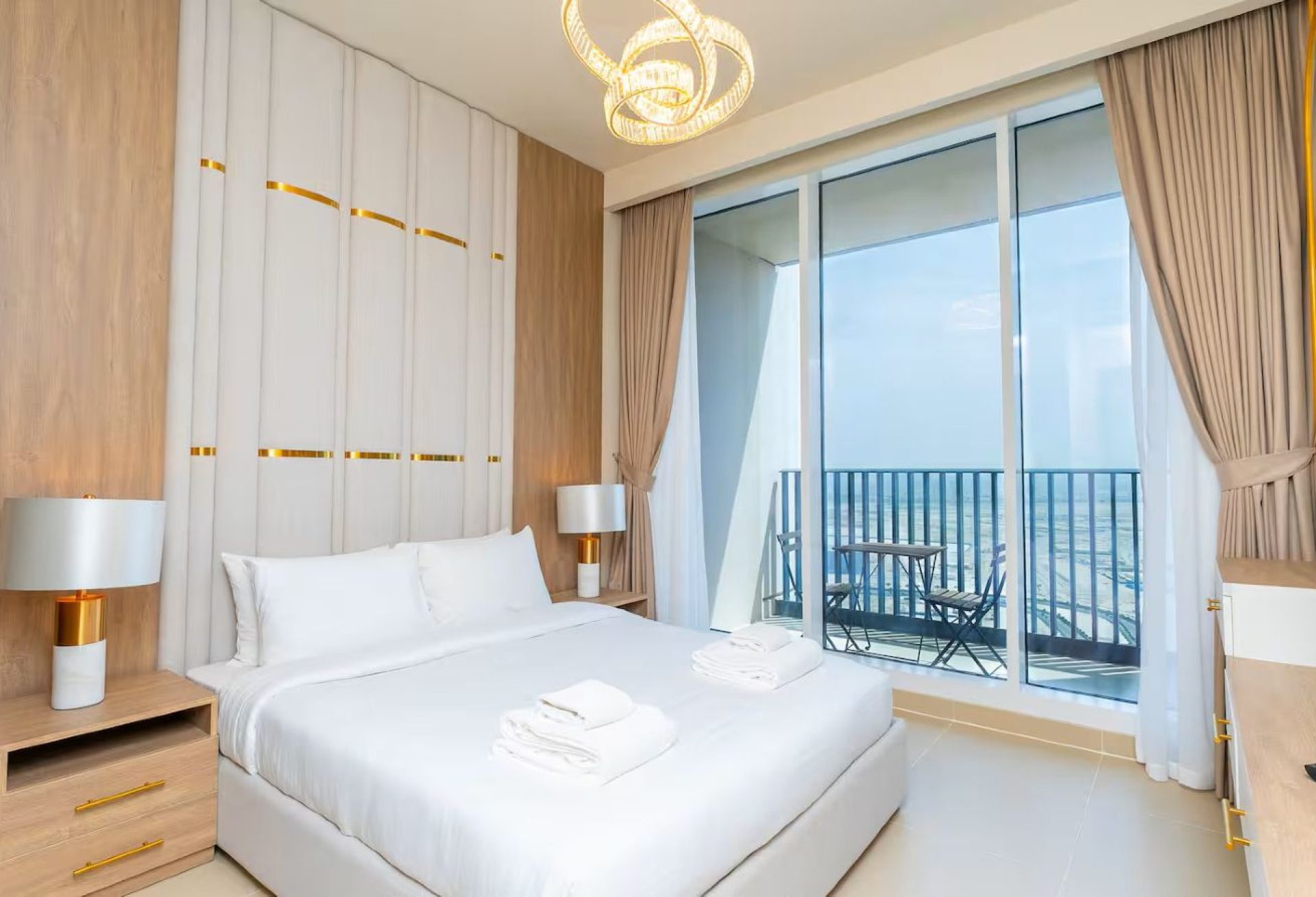 127381-c3c182b5-ab06-4956-8ffb-e753e0cd76e5 VIE EN BORD DE MER | 1 CHAMBRE EN ÉTAGE ÉLEVÉ | ENTIÈREMENT MEUBLÉ Appartement