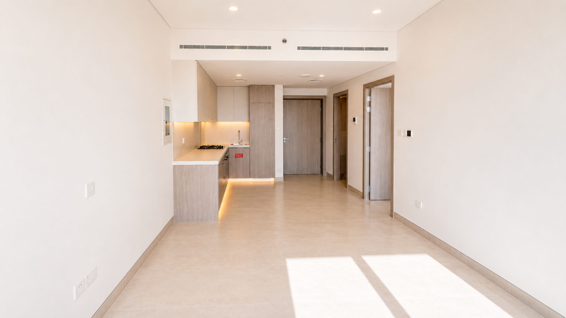 136072-golf-link-11 SPACIEUX 1BR | LUMINEUX ET BIEN CONÇU | VUE SUR LE GOLF Appartement