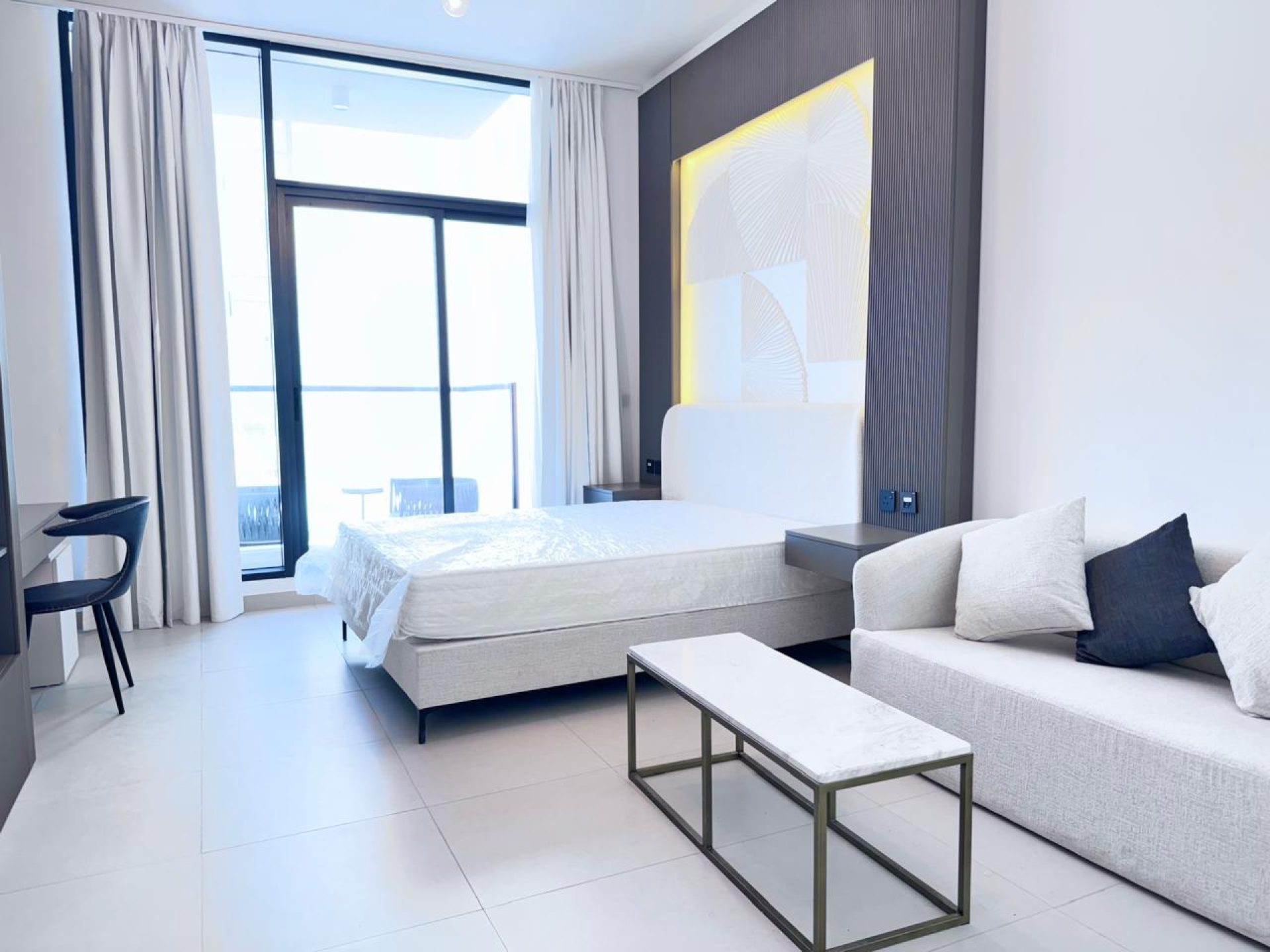 86646-img-20250222-wa0006 MAISON INTELLIGENTE ÉLÉGANTE | VUE SUR LA PISCINE | STUDIO MEUBLÉ Appartement Dubai