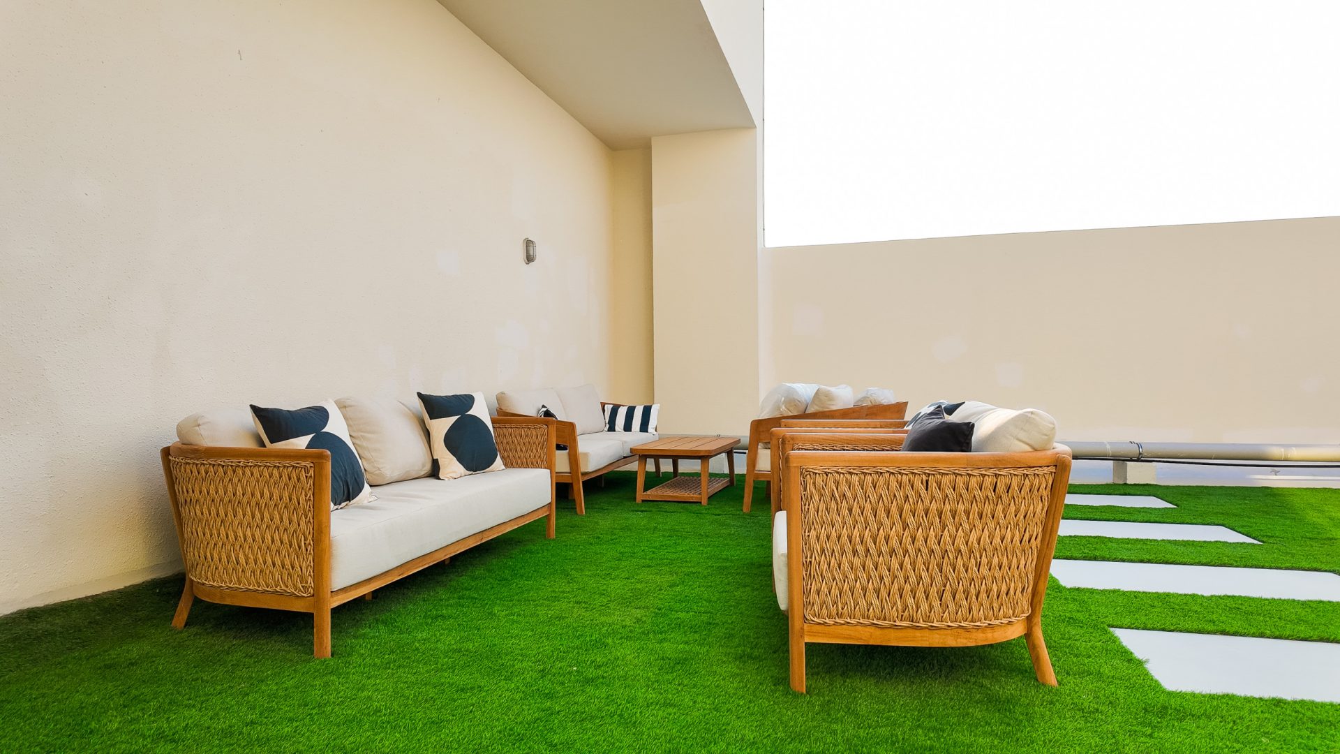 87756-dji-20250130164757-0447-d VUE SUR LA PISCINE | NEUF | NON MEUBLÉ Appartement Dubai