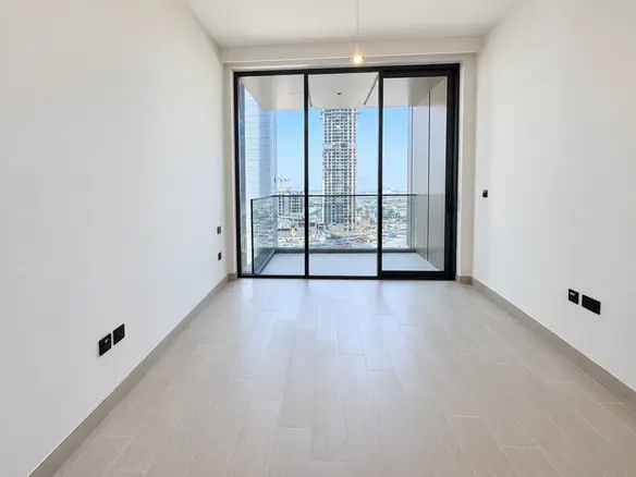 Flambant neuf | Vue sur le ruisseau et le skyline | Emplacement de choix – Appartement Dubai (1/1)