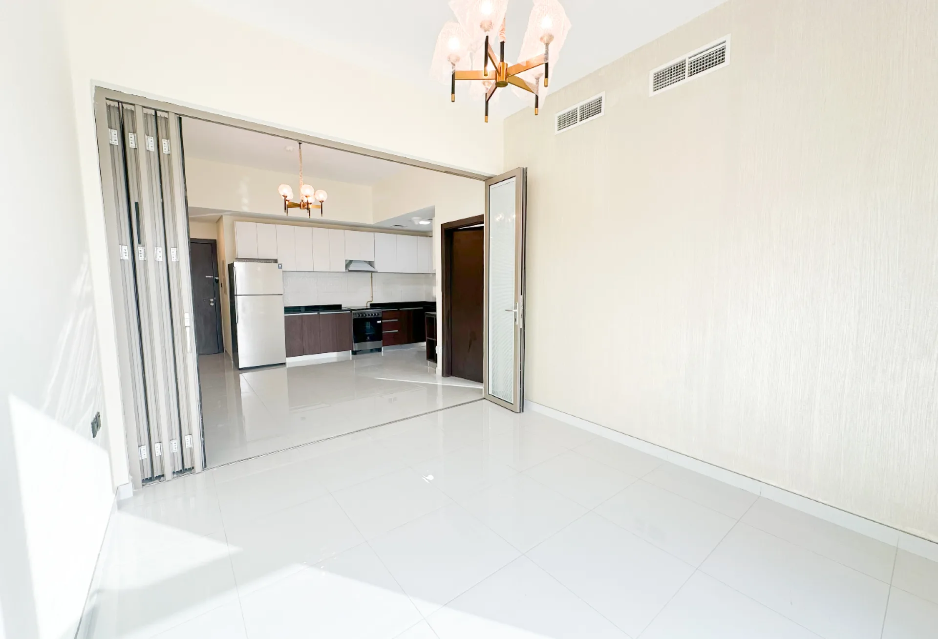 LOUÉ | VUE PISCINE | ÉTAGE ÉLEVÉ – Appartement Dubai (2/14)