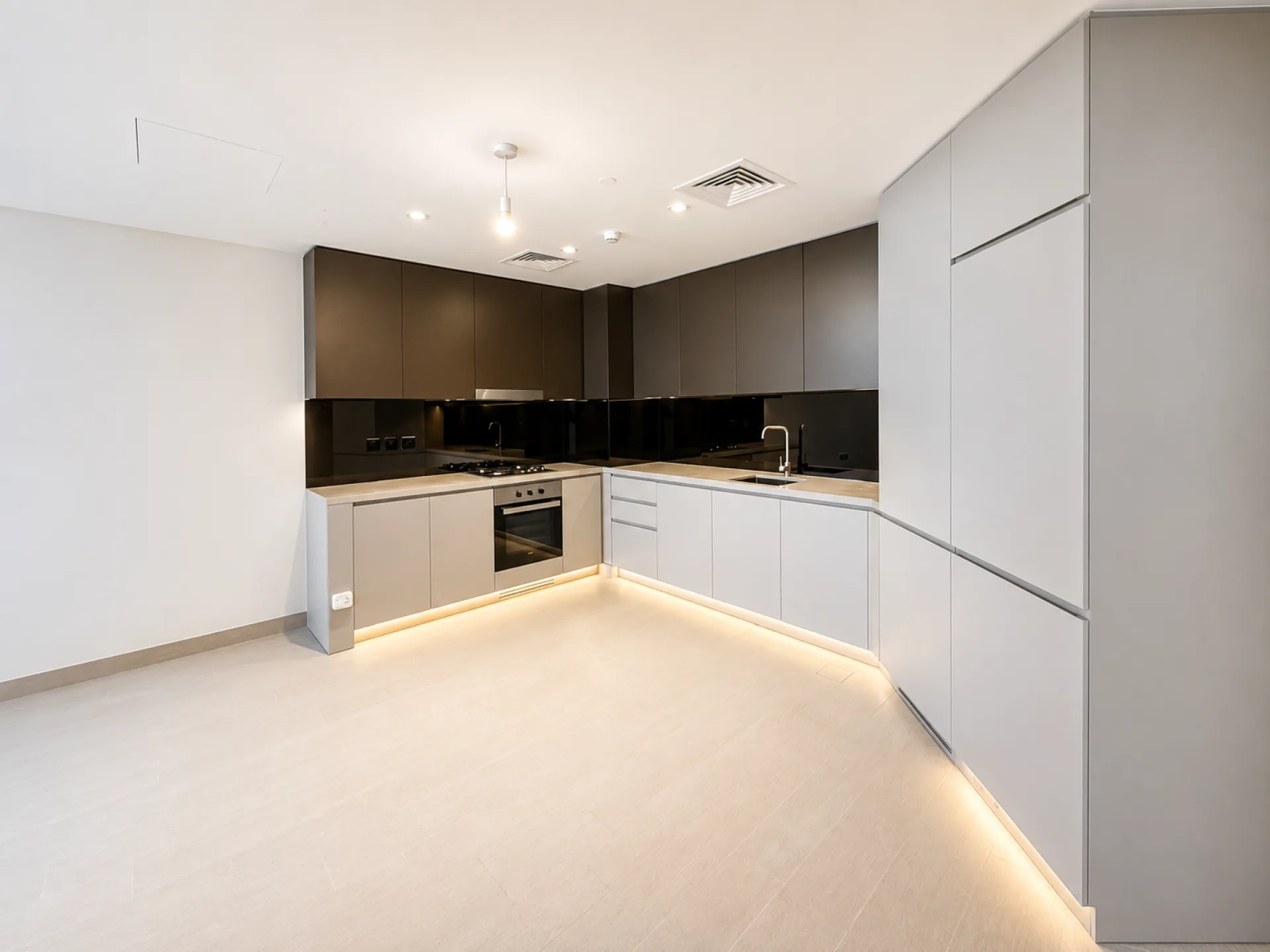 TOUT NEUF 1 CH | HAUT ÉTAGE | VUE SUR LE RUISSEAU – Appartement Dubai (4/19)