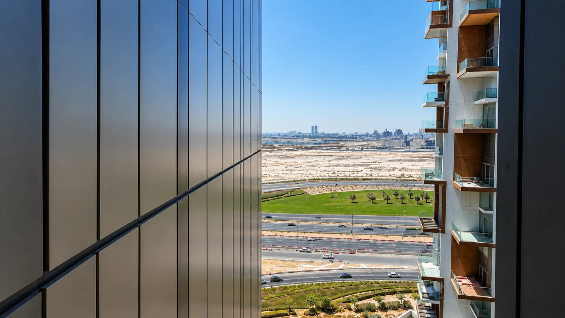 TOUT NEUF 1 CH | HAUT ÉTAGE | VUE SUR LE RUISSEAU – Appartement Dubai (6/19)