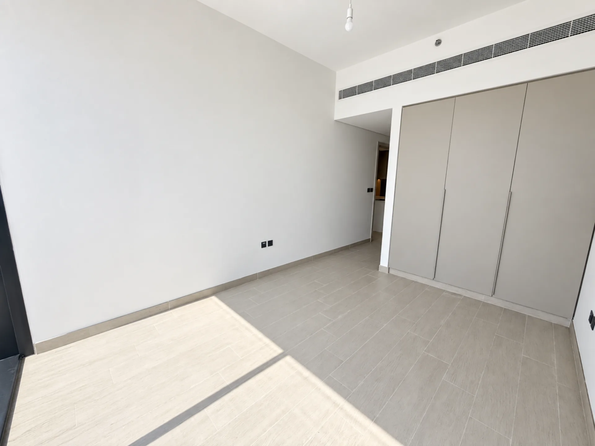 MODERNE 1 CHAMBRE | VUE SUR LE RUISSEAU | OPTIONS MULTIPLES – Appartement Dubai (5/17)