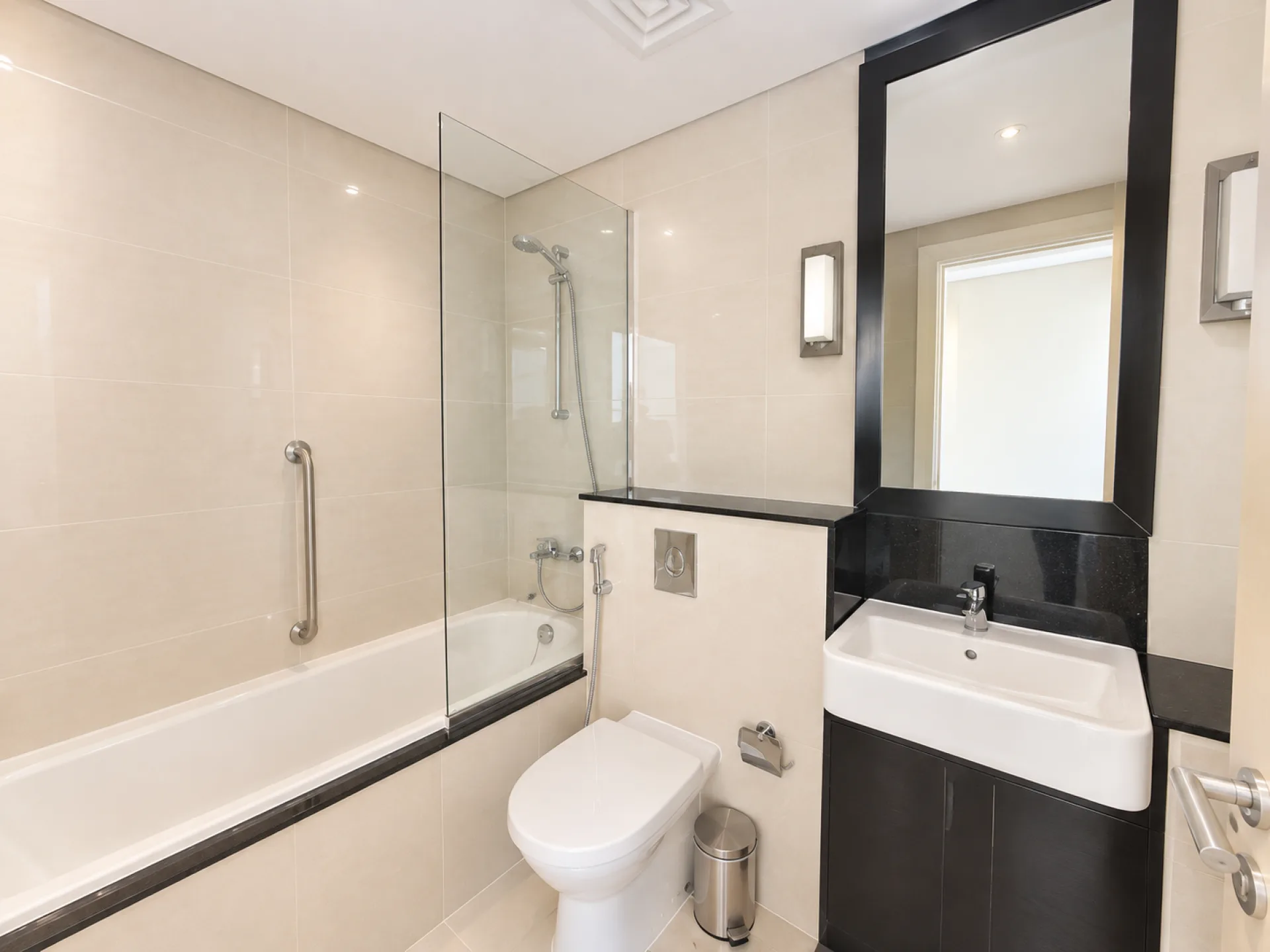 1149555-305a-2 ENTIÈREMENT MEUBLÉ | 2 CHAMBRES SPACIEUSES | PRÊT À EMMÉNAGER – Appartement Dubai (8/10)