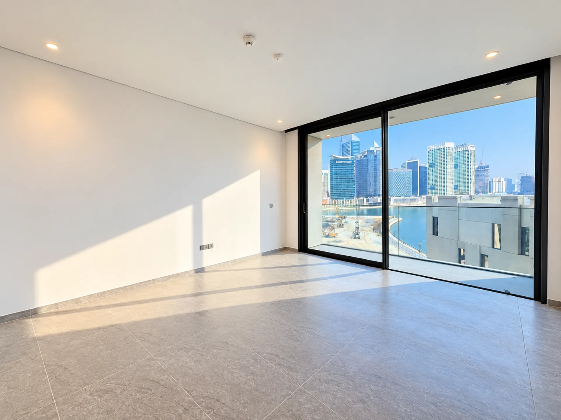 1149829-4 STUDIO PREMIUM | NEUF | VUE SUR LE CANAL – Appartement Dubai (2/13)