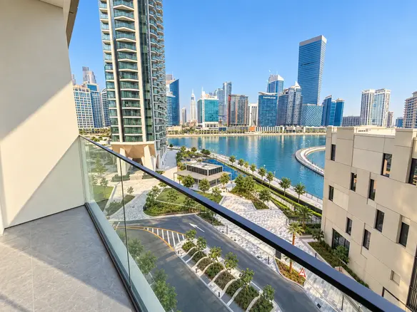 STUDIO PREMIUM | NEUF | VUE SUR LE CANAL – Appartement Dubai (1/13)