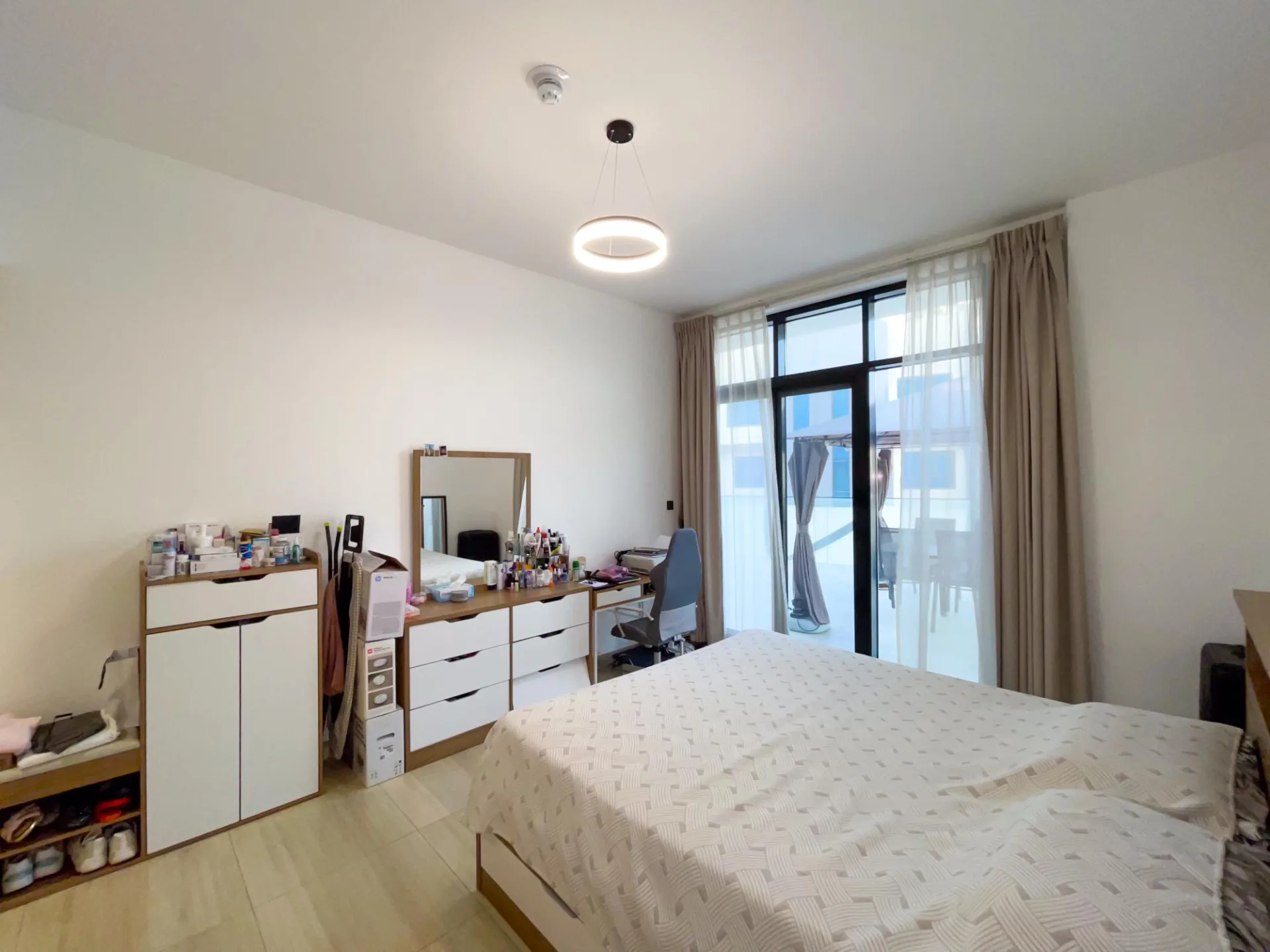 GRAND AGENCEMENT - VACANT - MEUBLÉ – Appartement Dubai (15/30)