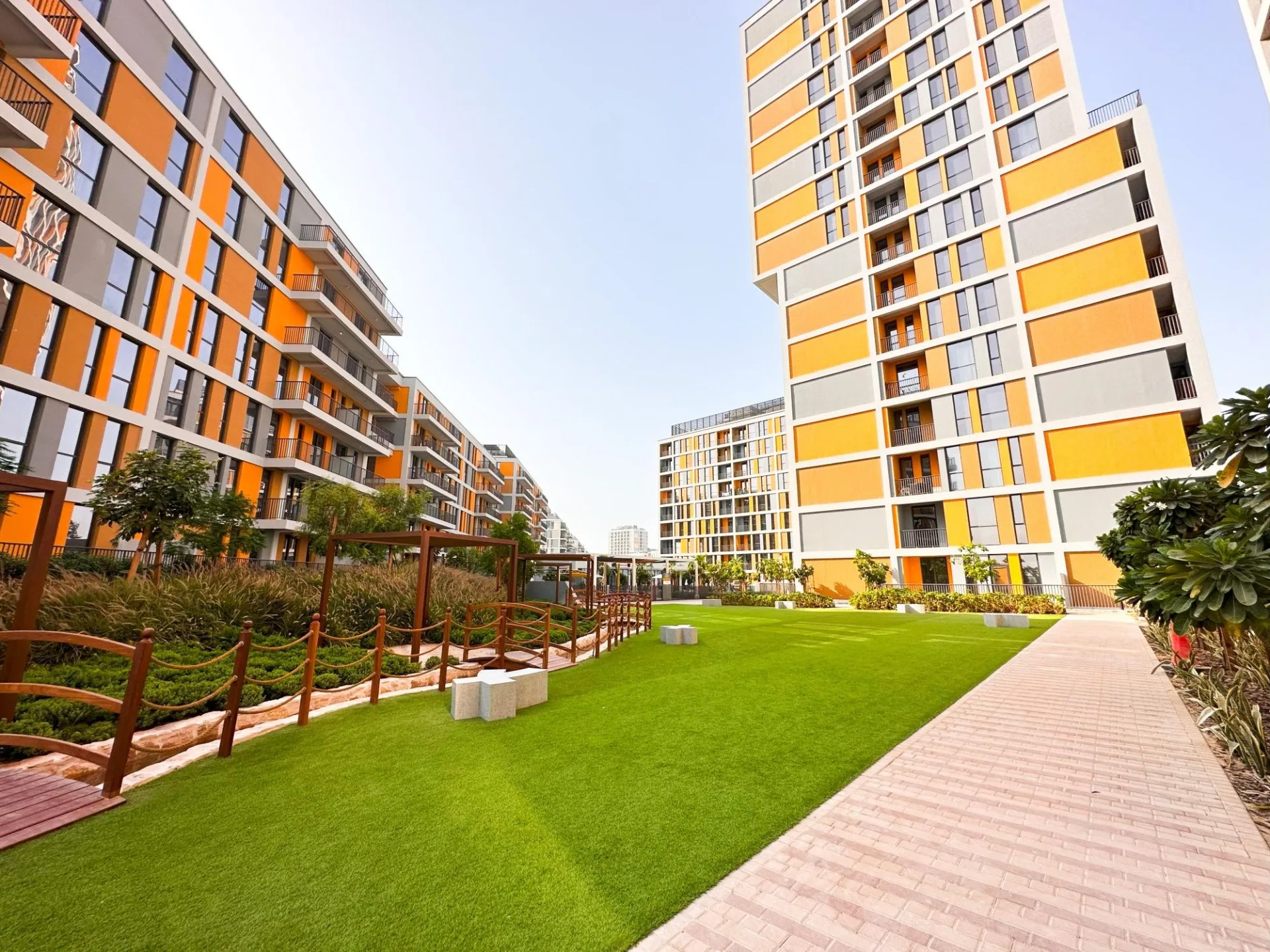 1150319-128699-copy-of-img-1320 EXCLUSIF - MEILLEUR AGENCEMENT - VUE SUR LE PARC ET LA PISCINE – Appartement Dubai (12/13)