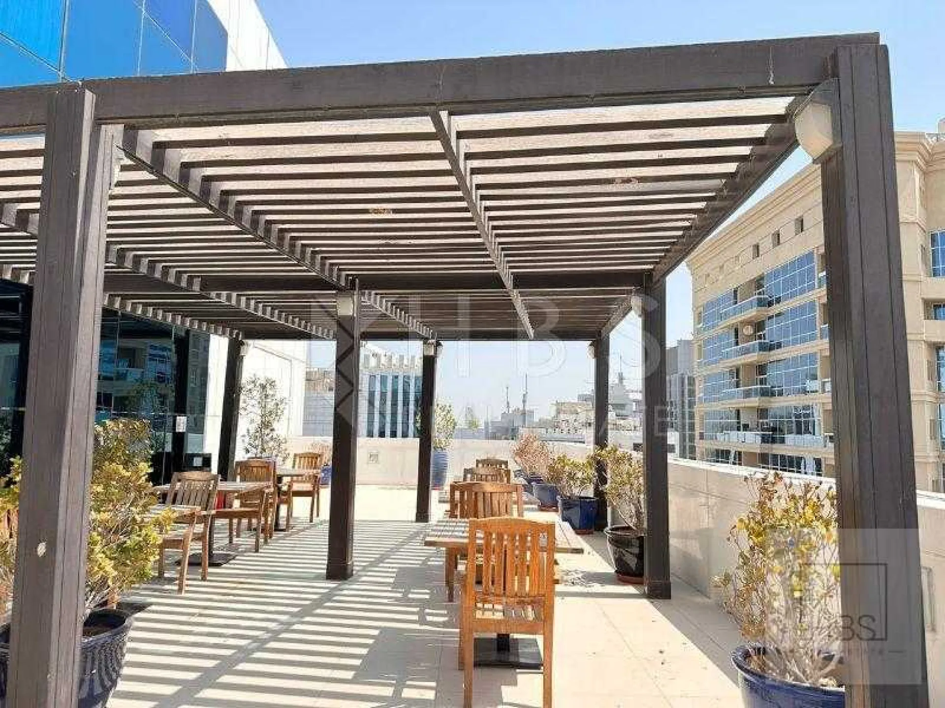 1150438-liejcecwg3gpo0zkfcxm11itbjvn6dkahse7jxlt Meublé | Emplacement de choix | Disponible bientôt – Appartement Dubai (5/11)