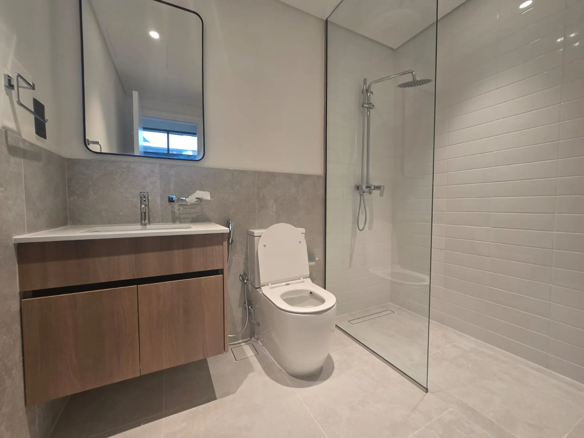 IMMENSE AGENCEMENT | 1 CHAMBRE | MEUBLÉ – Appartement Dubai (3/9)
