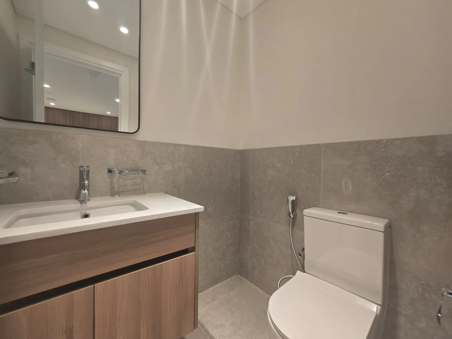 IMMENSE AGENCEMENT | 1 CHAMBRE | MEUBLÉ – Appartement Dubai (8/9)
