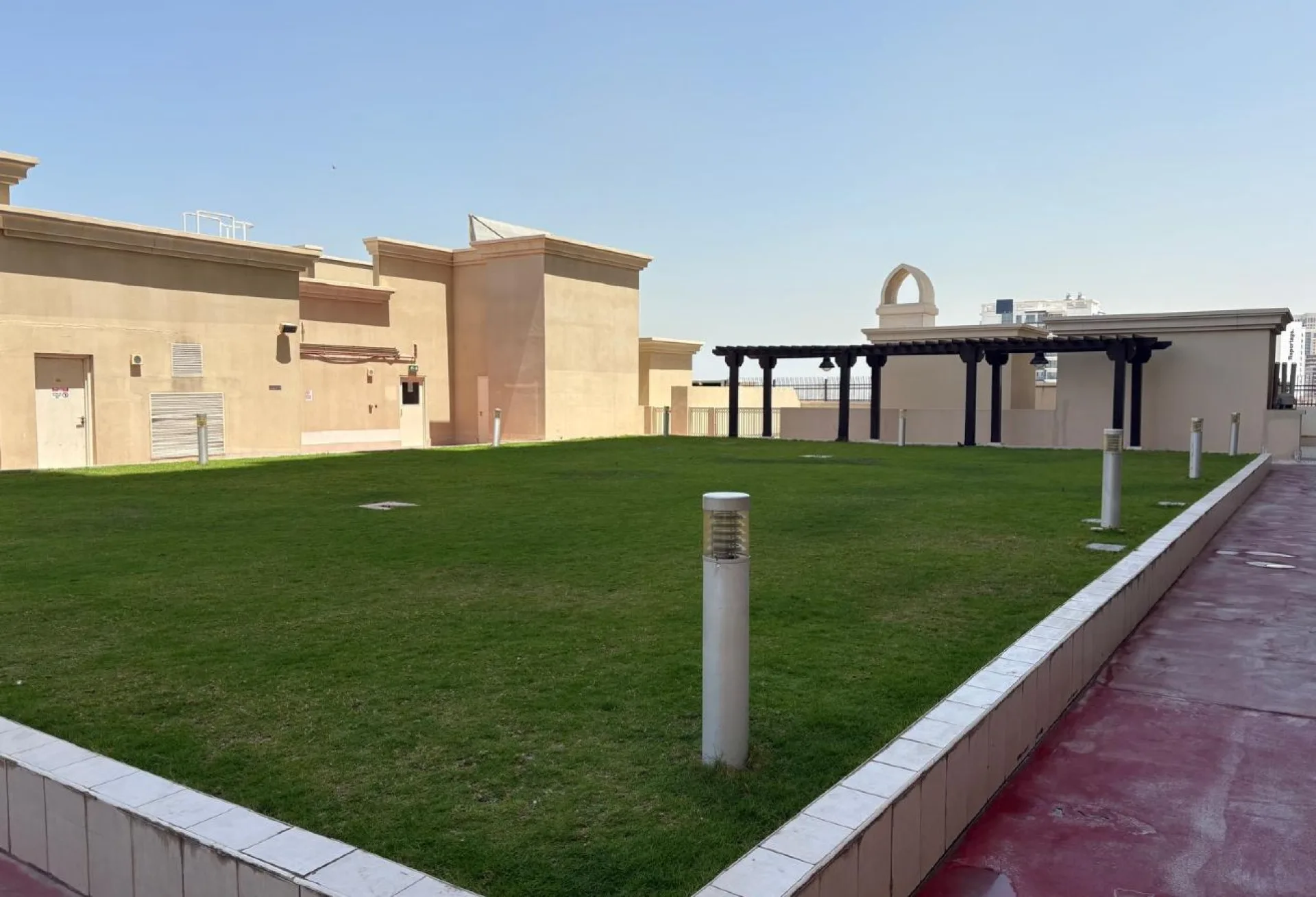 1151629-14 ÉTAGE INFÉRIEUR | À QUELQUES PAS DU MÉTRO | ENTIÈREMENT MEUBLÉ – Appartement Dubai (13/14)