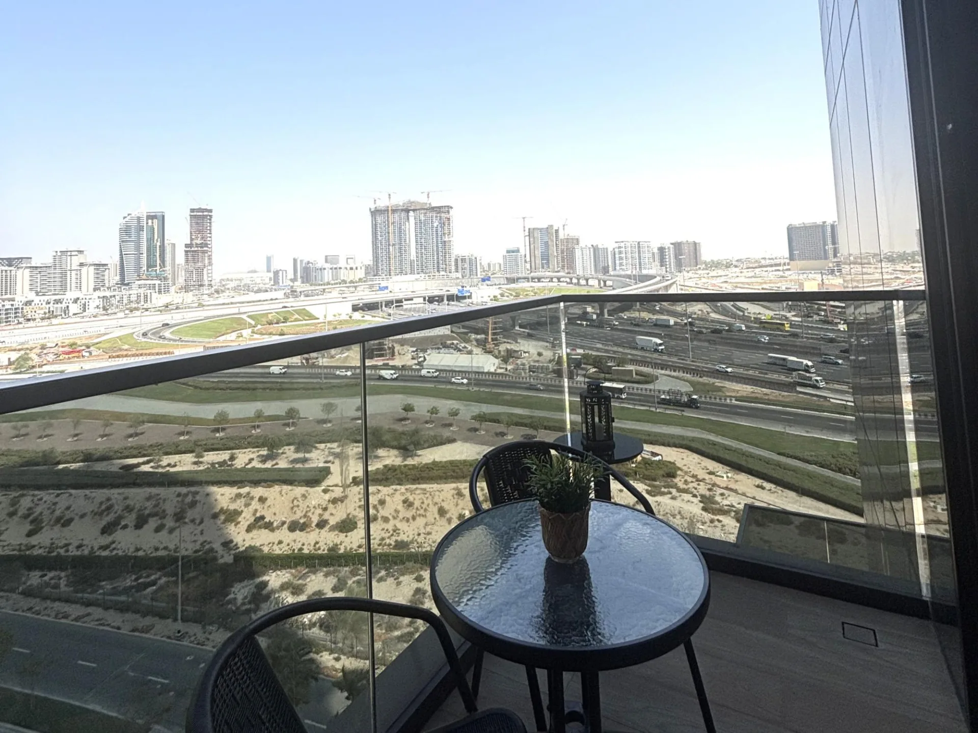 EMPLACEMENT PRIVILÉGIÉ - MEUBLÉ - PRIX ABORDABLE – Appartement Dubai (9/21)