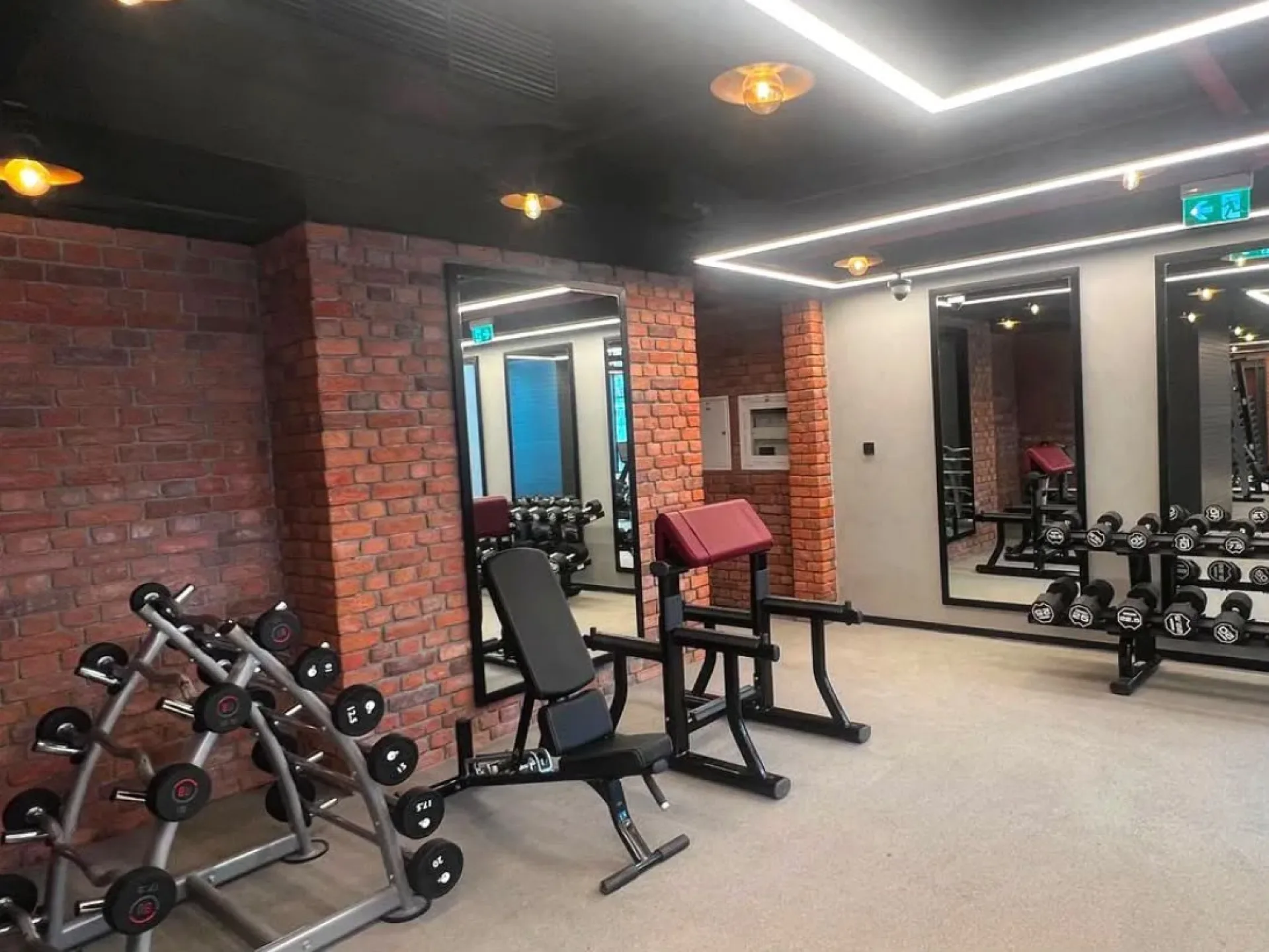 EMPLACEMENT PRIVILÉGIÉ - MEUBLÉ - PRIX ABORDABLE – Appartement Dubai (18/21)