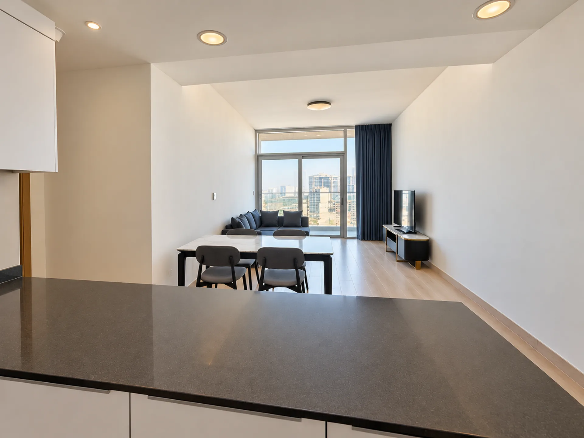 ÉTAGE ÉLEVÉ | MEUBLÉ | VUE SUR LES GRATTE-CIEL DE LA MARINA – Appartement Dubai (1/10)